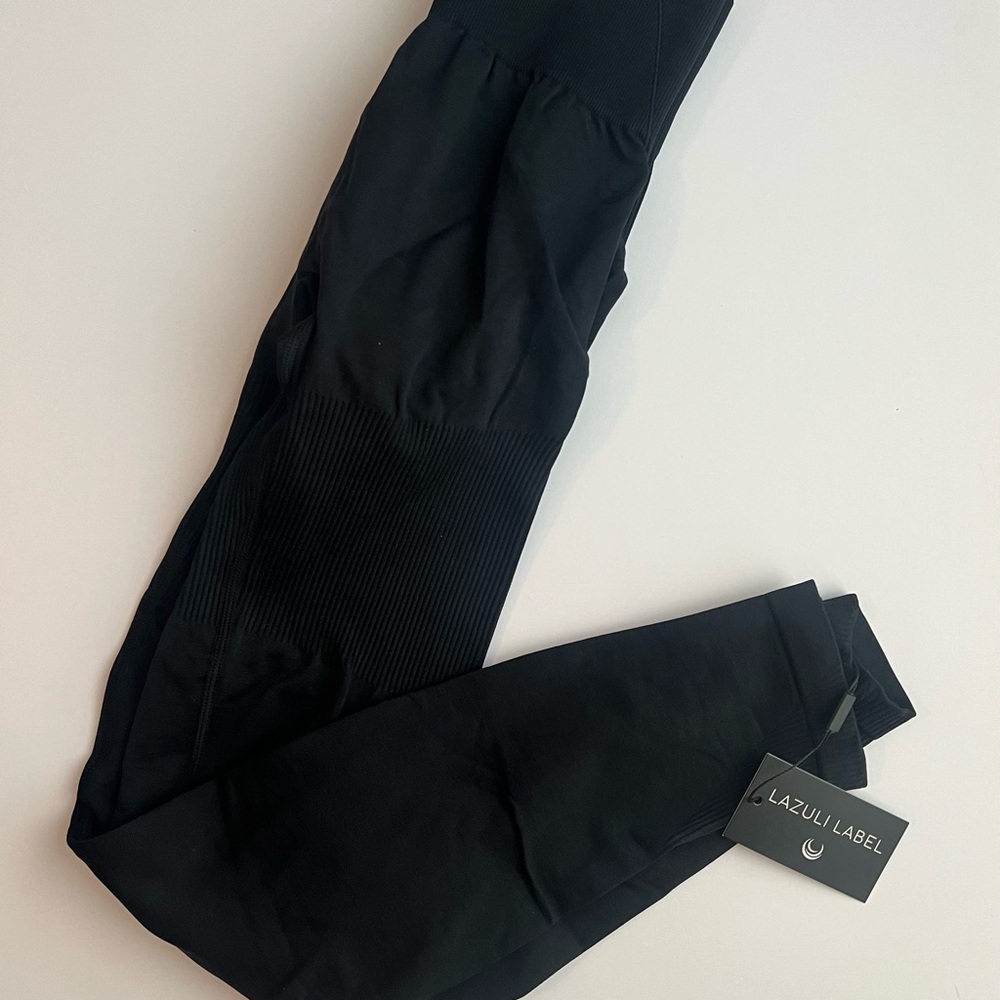 Lazuli Label Scrunch Seamless Contour Legging